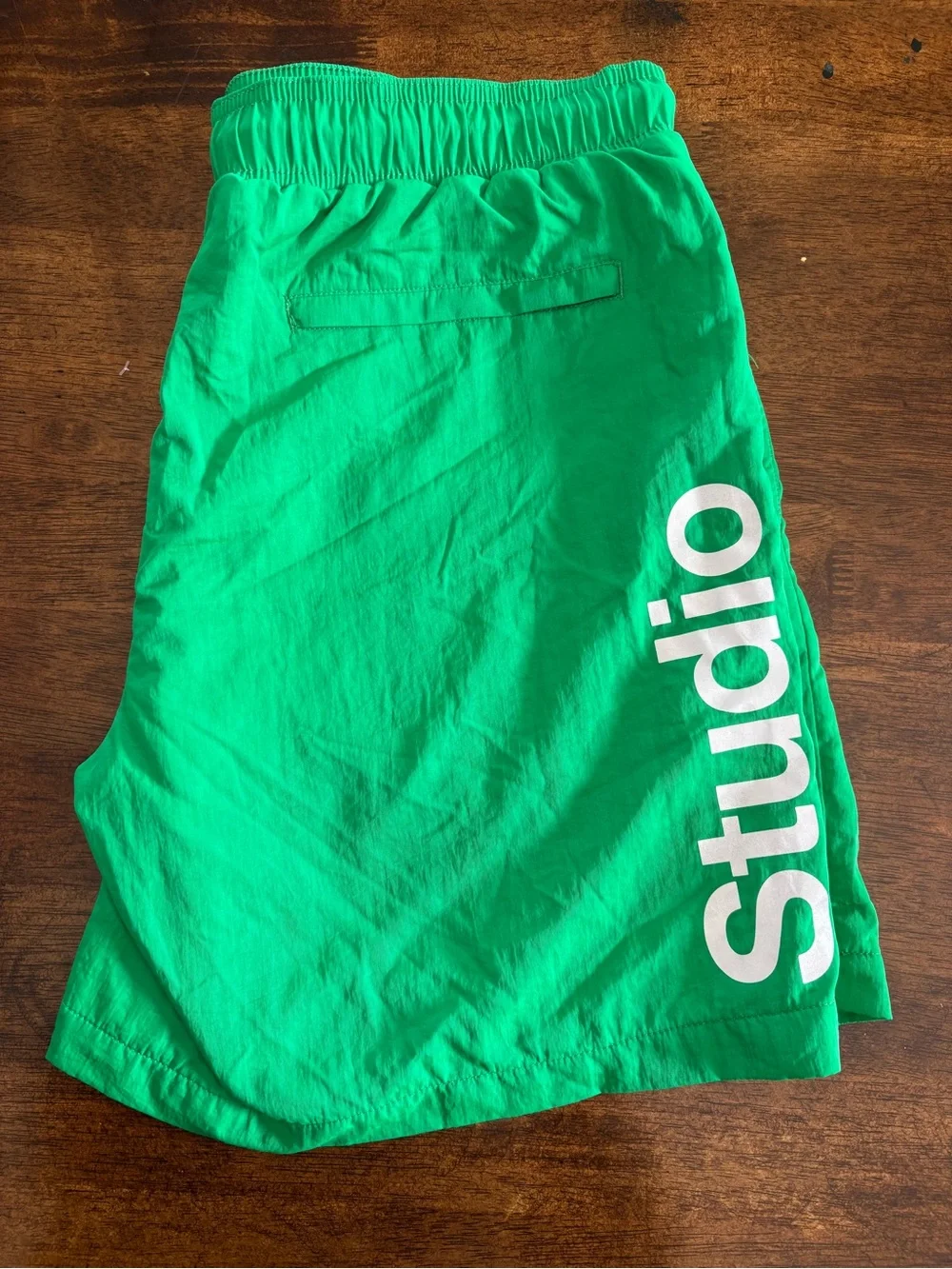 Supervsn Studio Green Astronaut Athletic Drawstring Swim Shorts Men’s Medium